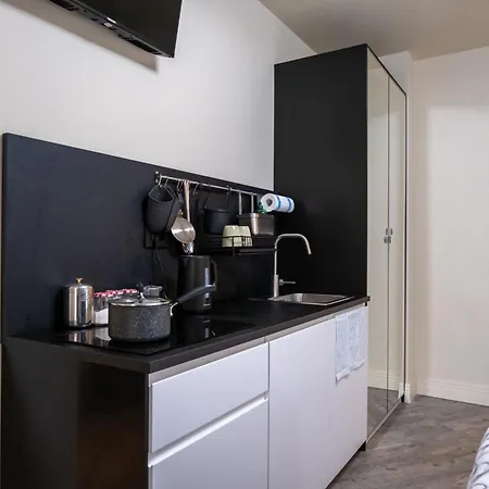 Zampieri House Homestay Rome