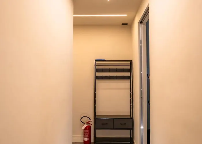 Zampieri House * Rome